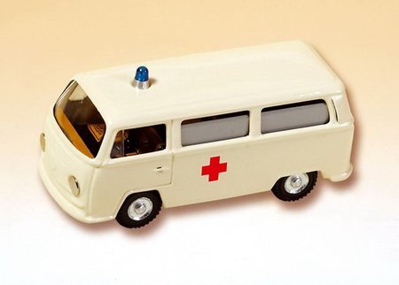 Kovap VW sanitka 1:43